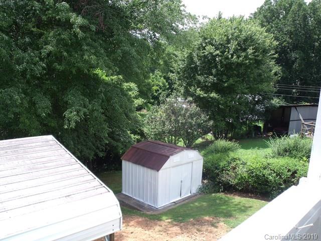493 Reservoir Road Marion, NC 28752 - Photo 20 of 21 Gallery Image 20