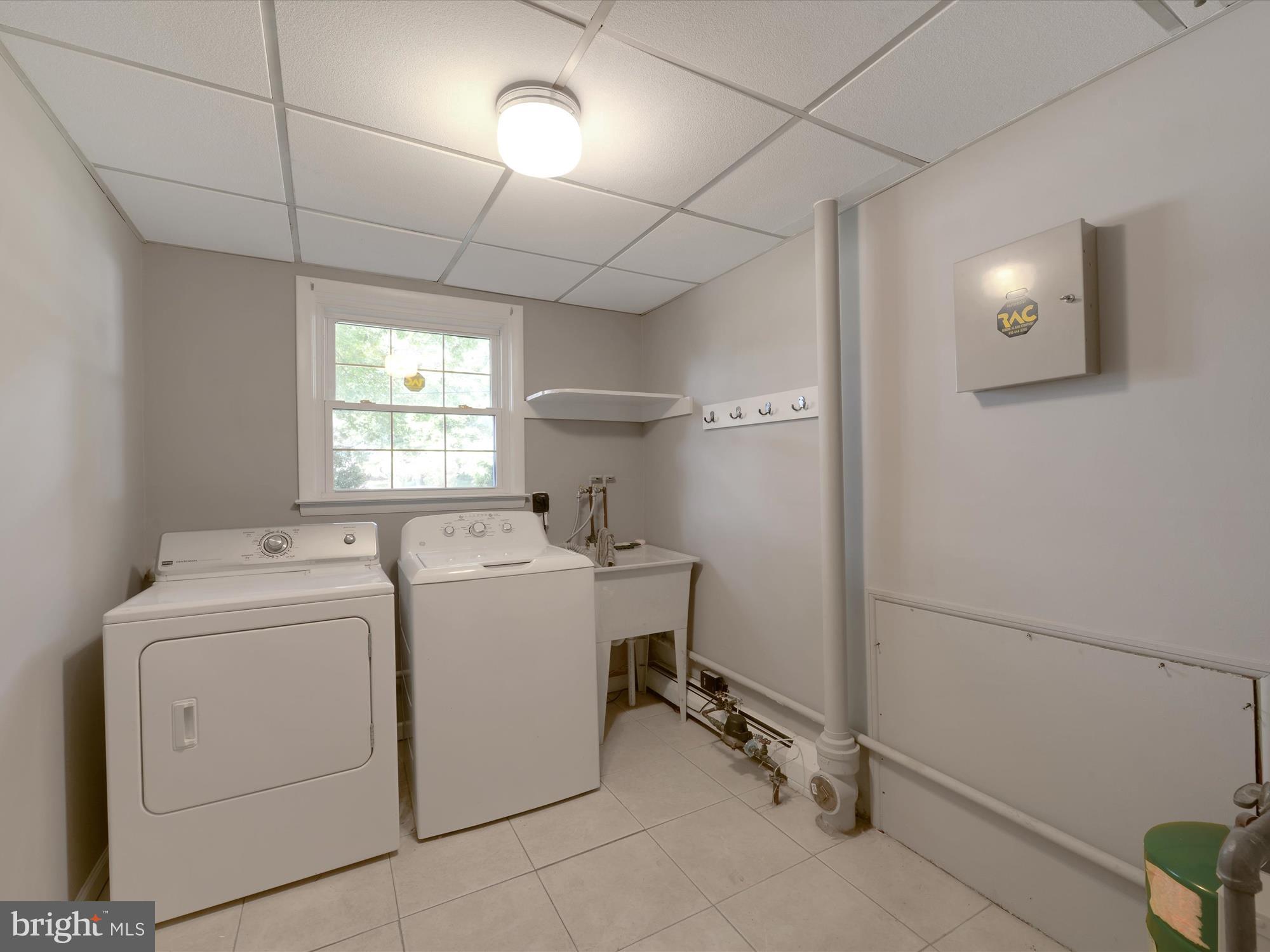 1009 Edwards Drive Springfield, PA 19064 - Photo 20 of 25 Gallery Image 20
