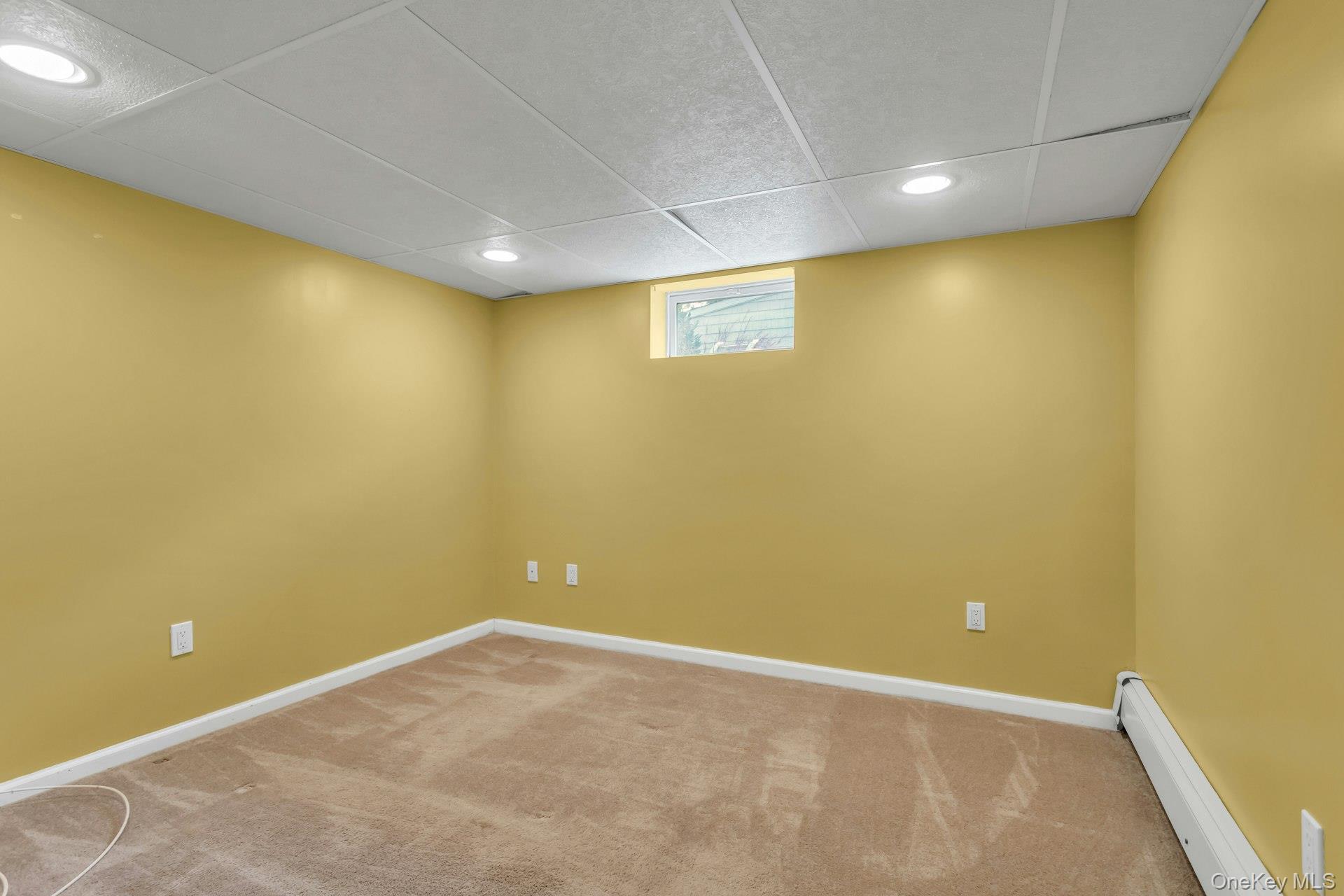 4 Timber Road Glen Cove, NY 11542 - Photo 25 of 30 a view of an empty room