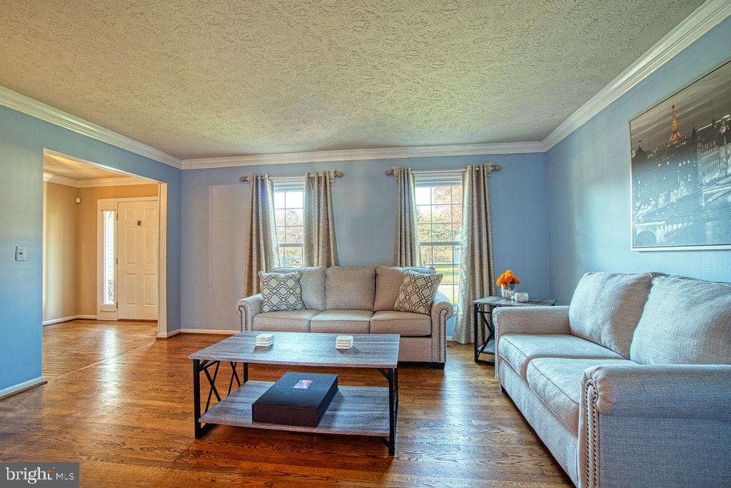 1940 East Beech Road Sterling, VA 20164 - Photo 6 of 27 Living room view from the dining room