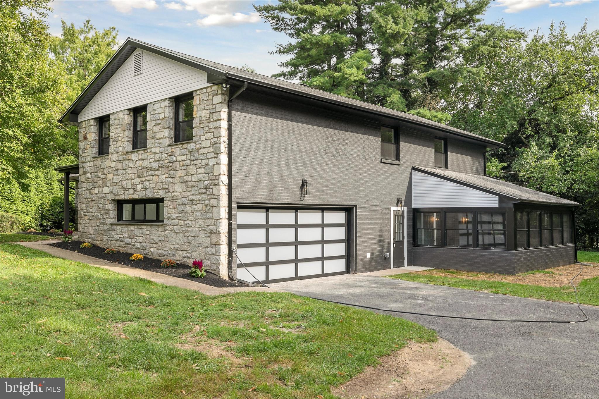 224 Matthew Road Merion Station, PA 19066 - Photo 3 of 16