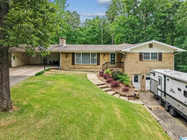 $599,000 | 6961 Old Highway 280, Sterrett, AL 35147
