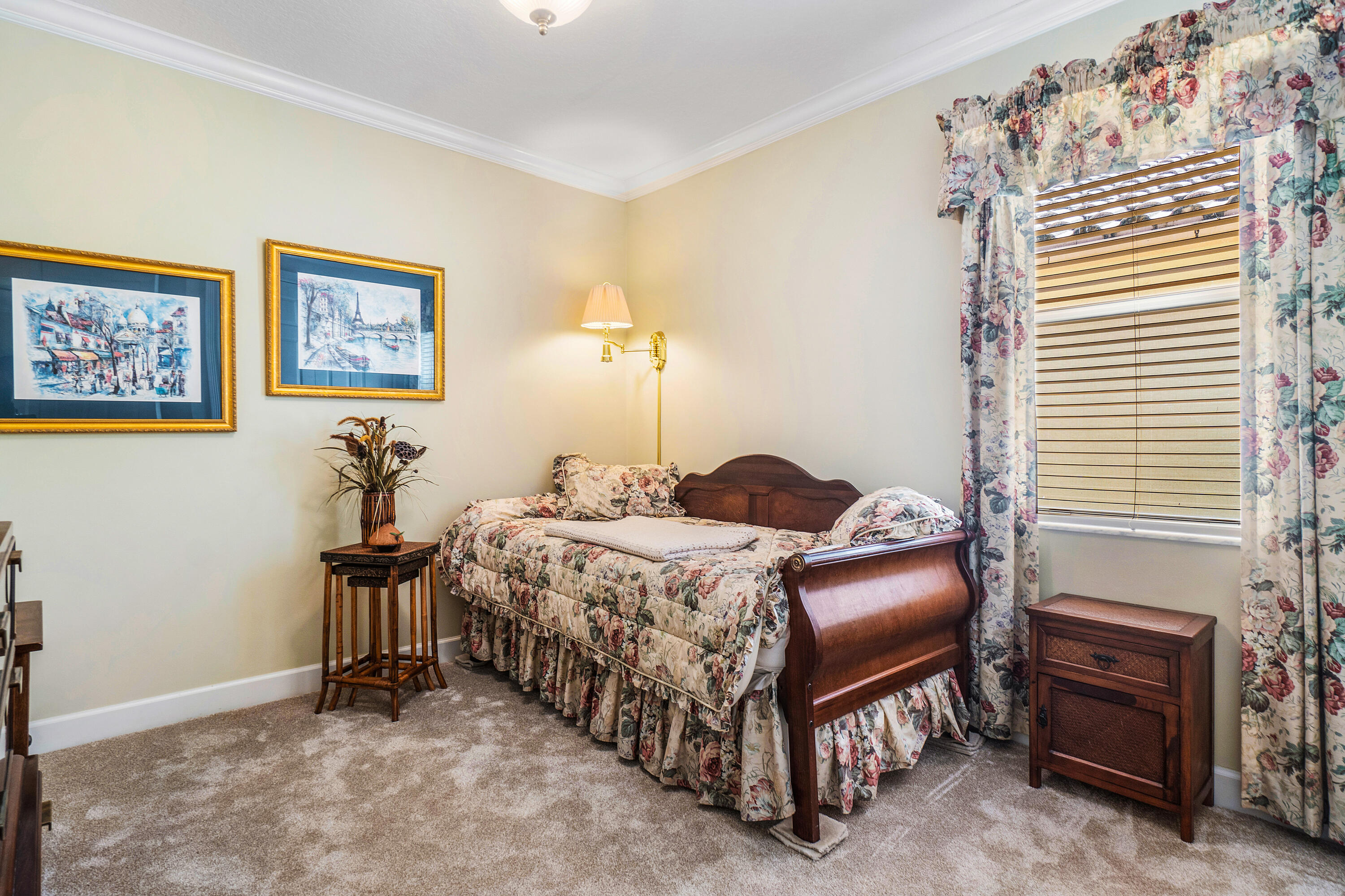 6813 Garde Road Boynton Beach, FL 33472 - Photo 27 of 38 Secondary Bedroom