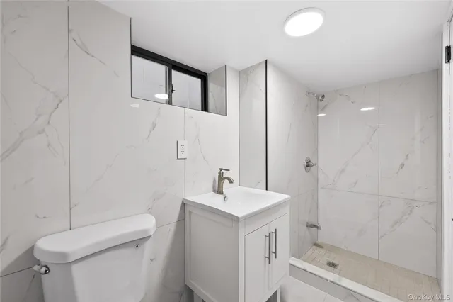 $1,498,000 | 94-43 46th Avenue | Elmhurst