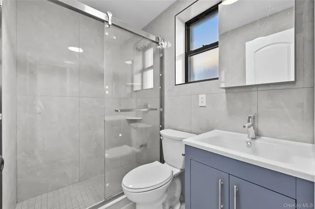 $1,498,000 | 94-43 46th Avenue | Elmhurst