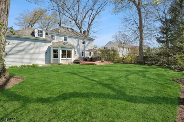 $1,399,000 | 29 Fairfax Terrace, Chatham, NJ 07928
