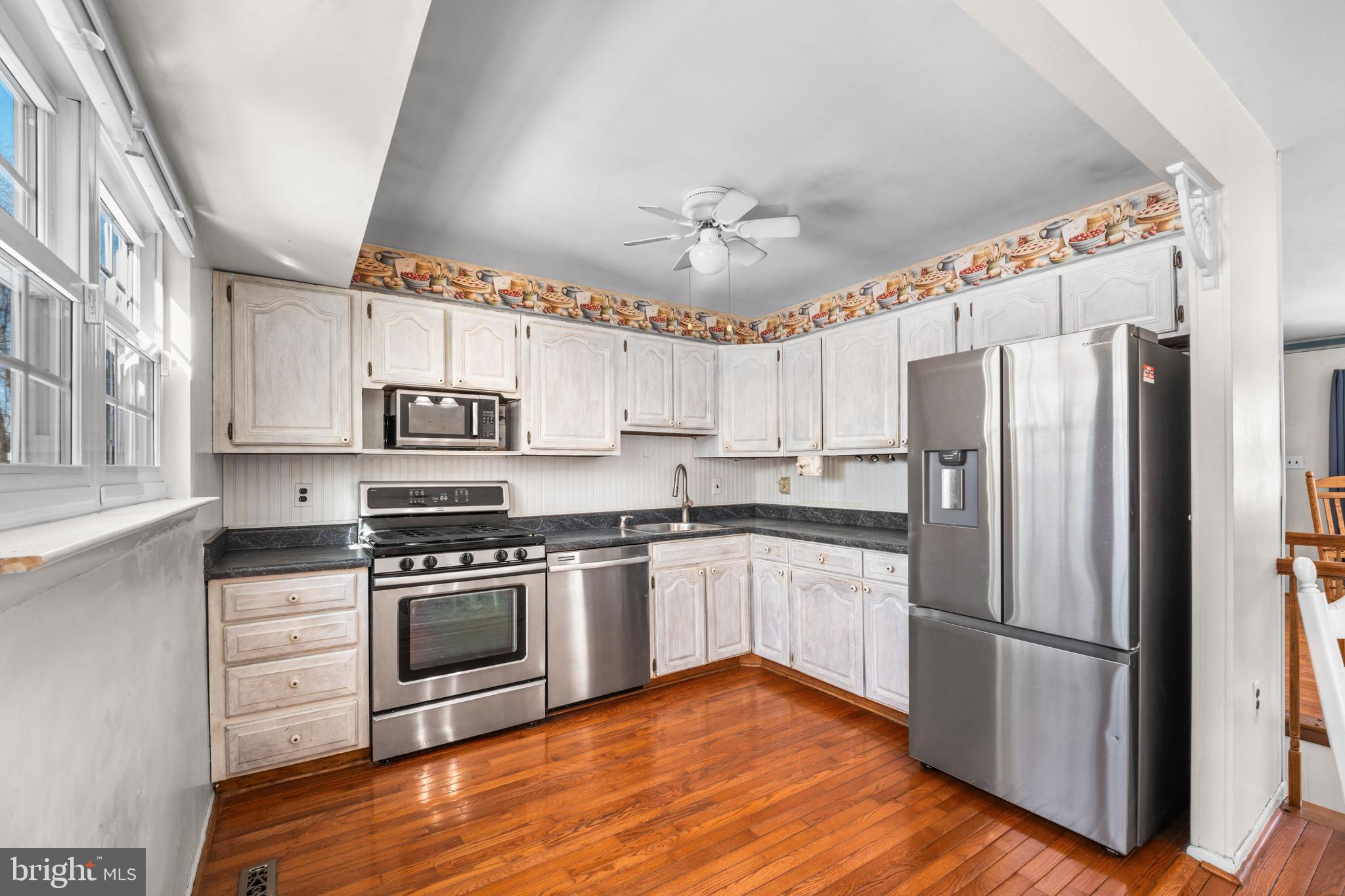 8248 Craver Road Millersville, MD 21108 - Photo 7 of 21