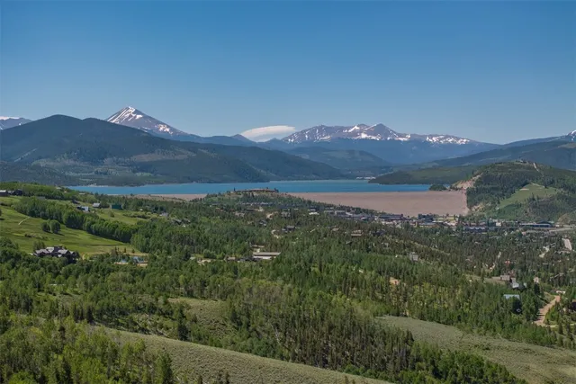 $975,000 | 84 Mayfly Drive, Silverthorne, CO 80498