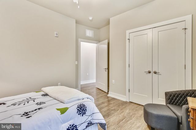 $725,000 | 1800 Mt Vernon Avenue, Unit 204, Alexandria, VA 22301