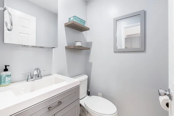 $385,000 | 2657 Elmwood Avenue, Ann Arbor, MI 48104