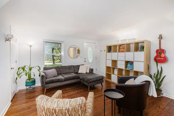 $385,000 | 2657 Elmwood Avenue, Ann Arbor, MI 48104