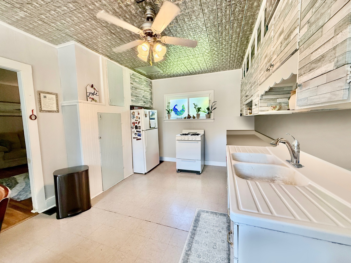 423 Maple Street Marengo, IL 60152 - Photo 15 of 17 a view of a kitchen with furniture and a kitchen