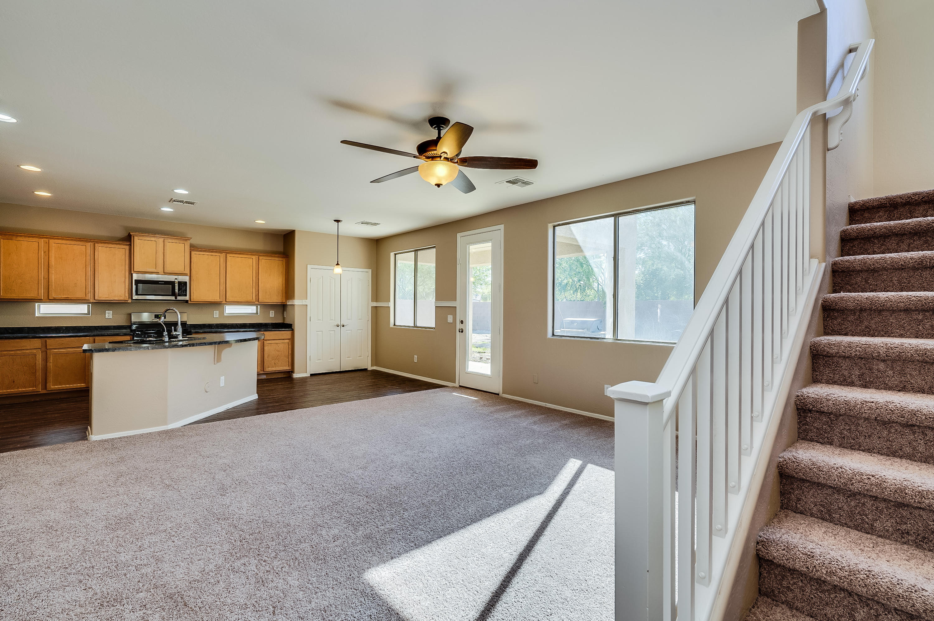 8709 West Cordes Road Tolleson, AZ 85353 - Photo 11 of 23 Cordes-16
