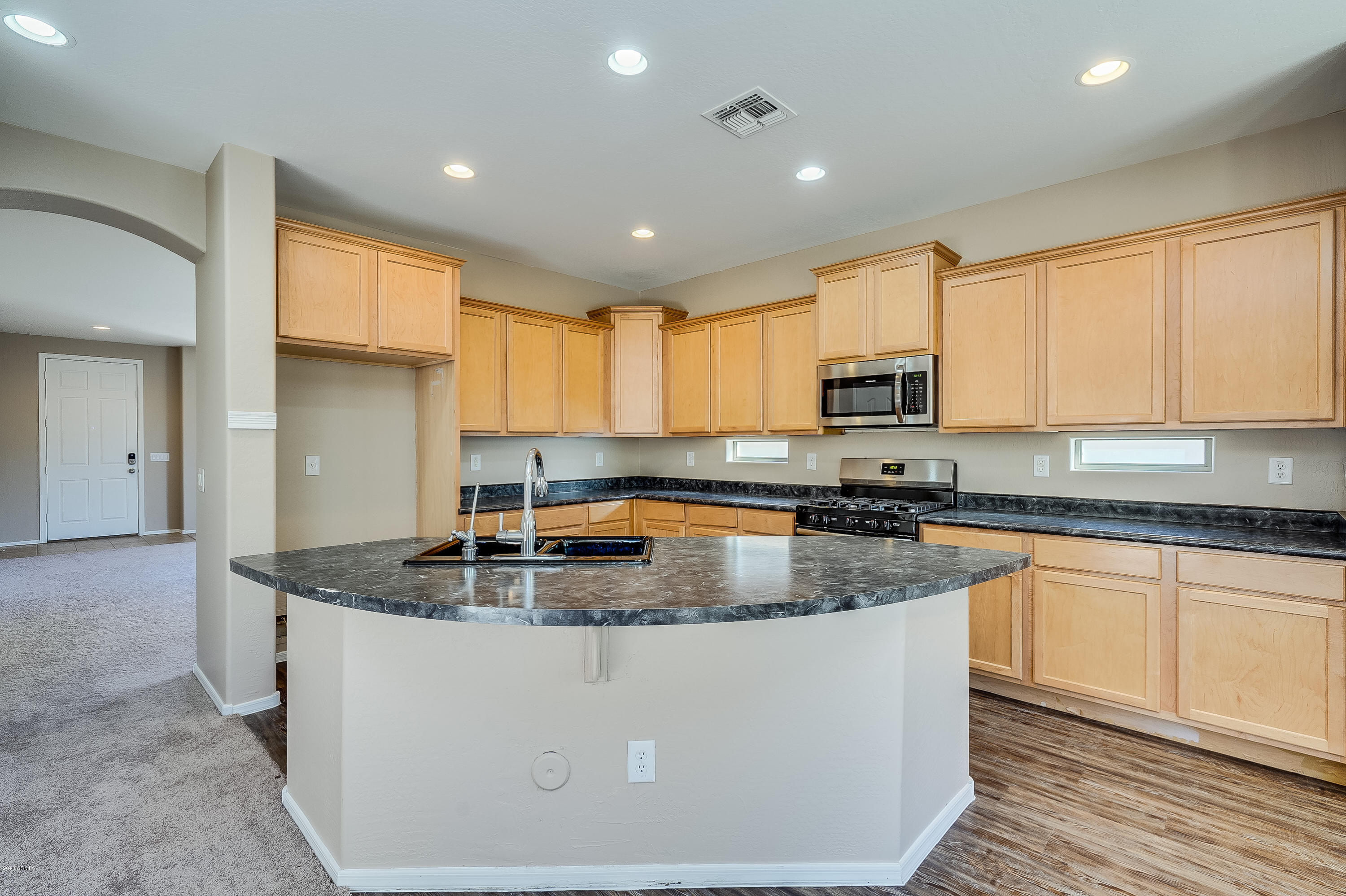 8709 West Cordes Road Tolleson, AZ 85353 - Photo 5 of 23 Cordes-9