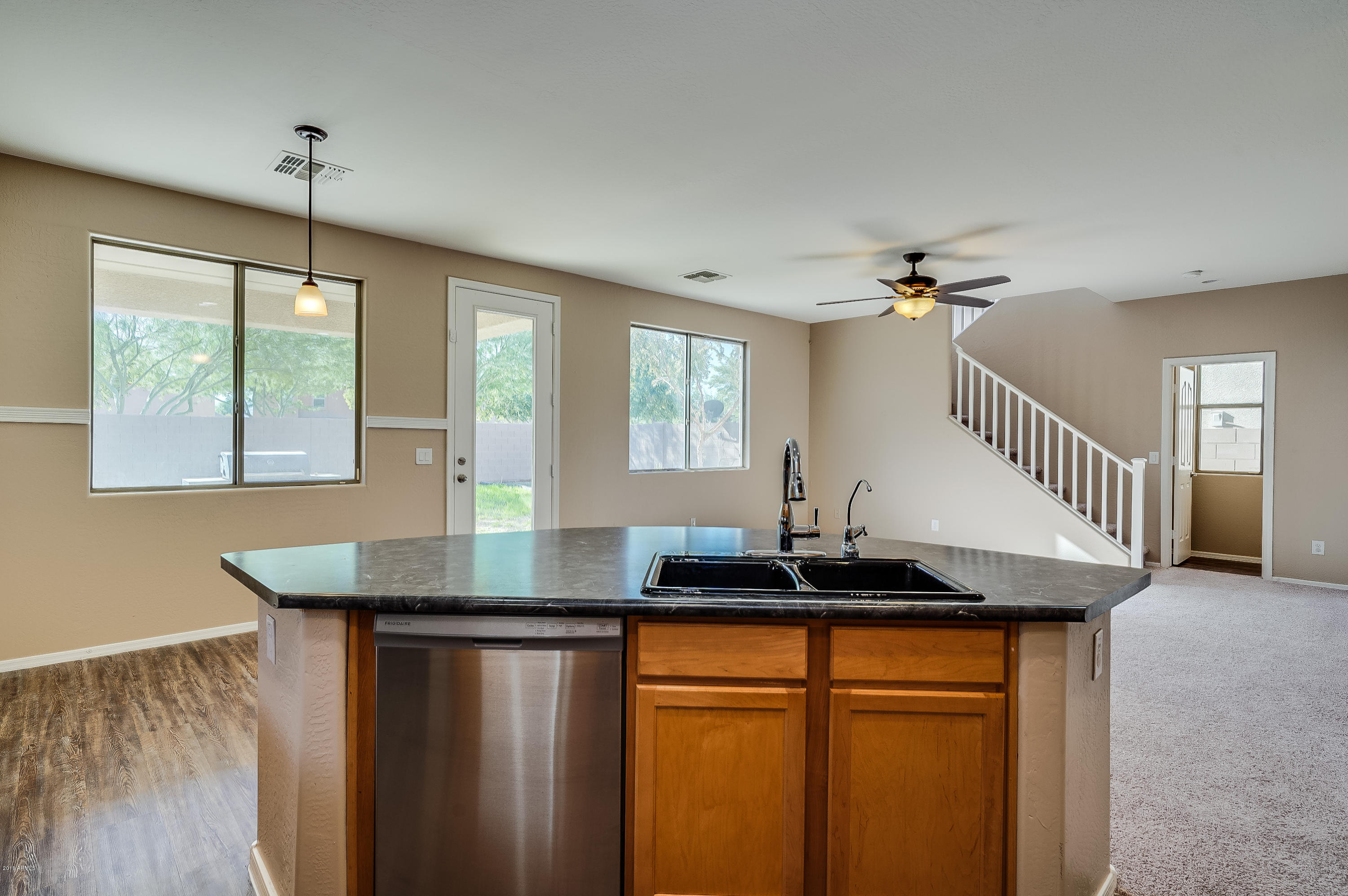 8709 West Cordes Road Tolleson, AZ 85353 - Photo 7 of 23 Cordes-12