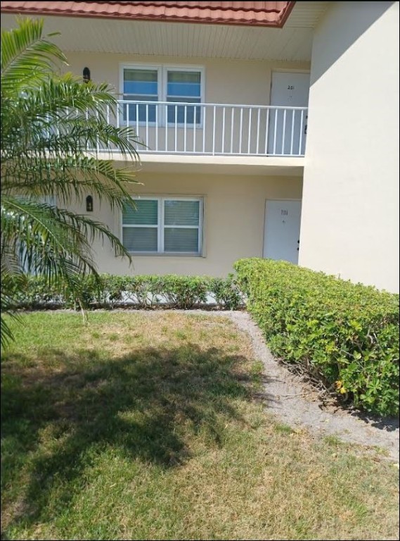 91 Crooked Tree Lane, Unit 201 Vero Beach, FL 32962 - Photo 2 of 29