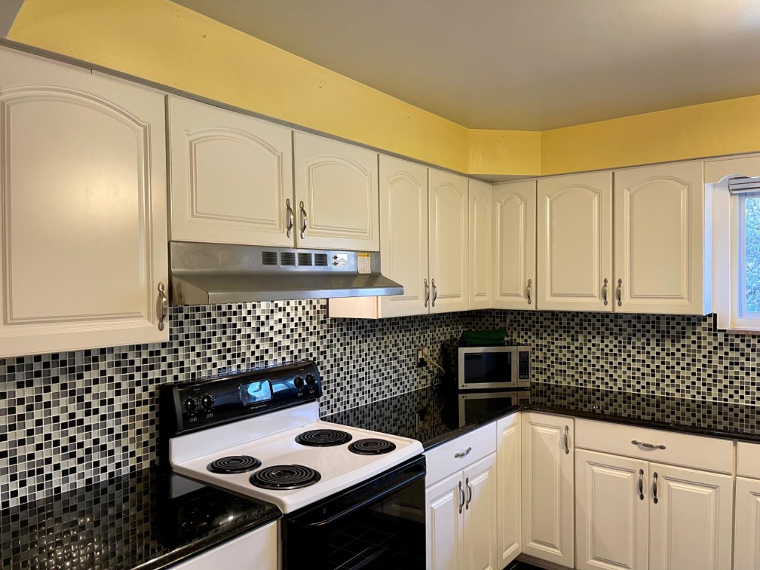 689 New London Road Hamilton, OH 45013 - Photo 10 of 41 Gallery Image 10