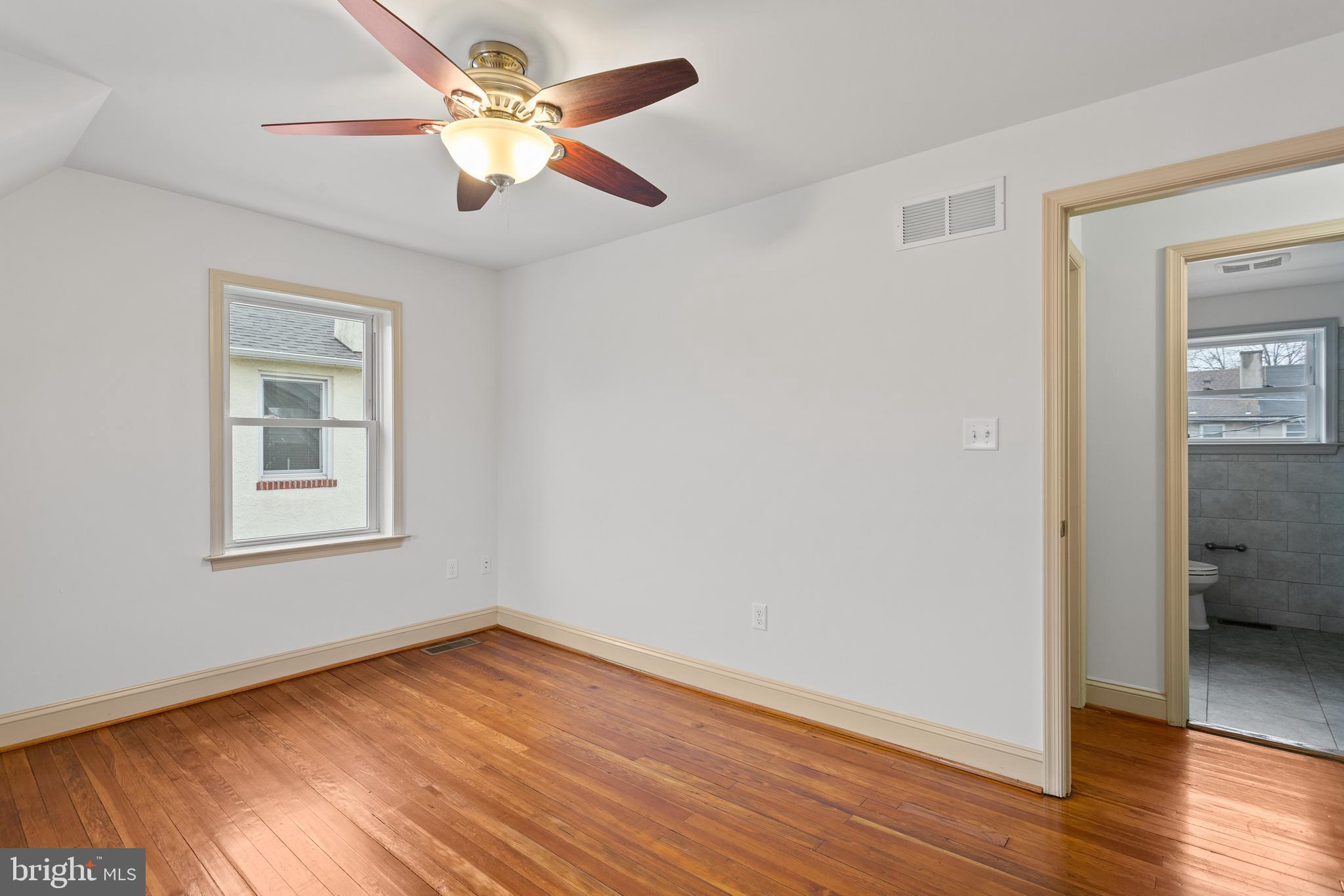 74 Kinship Road Dundalk, MD 21222 - Photo 16 of 29 Primary Bedroom