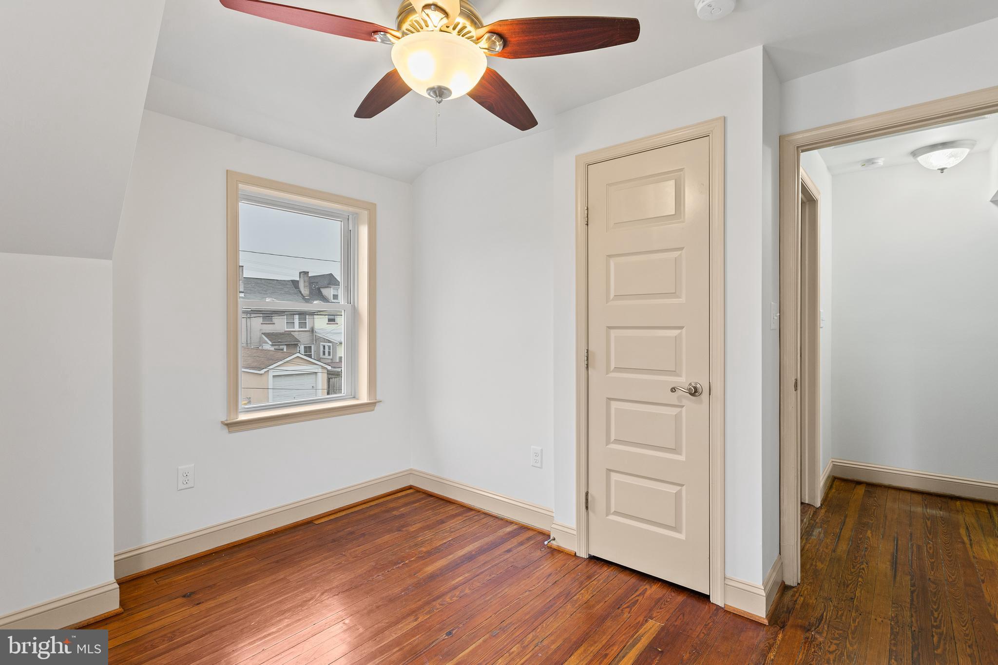 74 Kinship Road Dundalk, MD 21222 - Photo 21 of 29 Bedroom 2