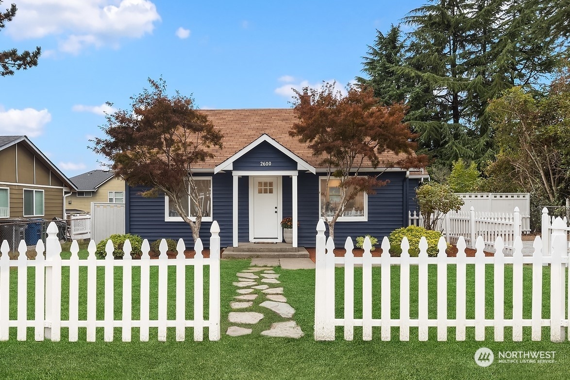 2600 Northeast 20th Street Renton, WA 98056 - Photo 1 of 1 Gallery Image 1