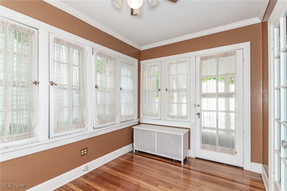 3336 Daleford Road Cleveland, OH 44120 - Photo 20 of 49 Door to Side Patio!