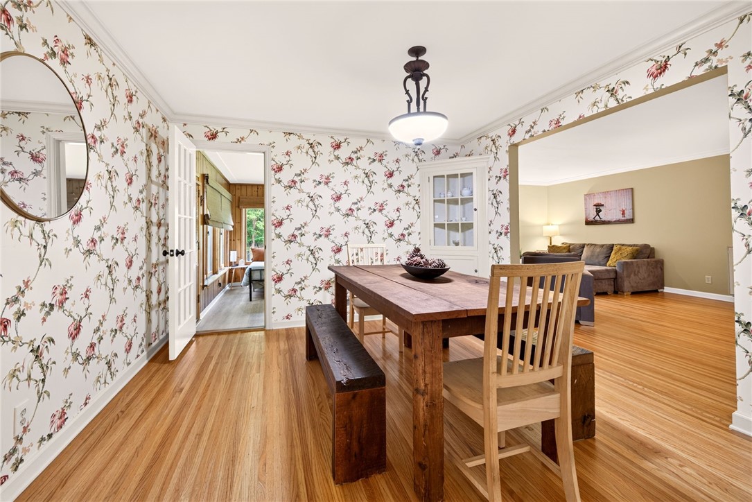 280 Woodland Road Pittsford, NY 14534 - Photo 16 of 30