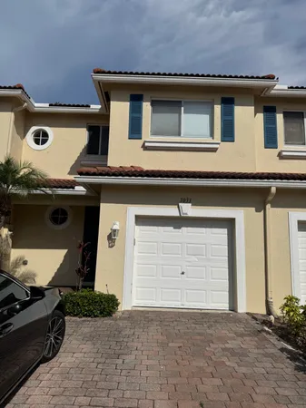 $385,000 | 3033 North Evergreen Circle, Boynton Beach, FL 33426