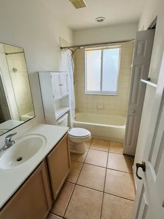 $385,000 | 3033 North Evergreen Circle, Boynton Beach, FL 33426