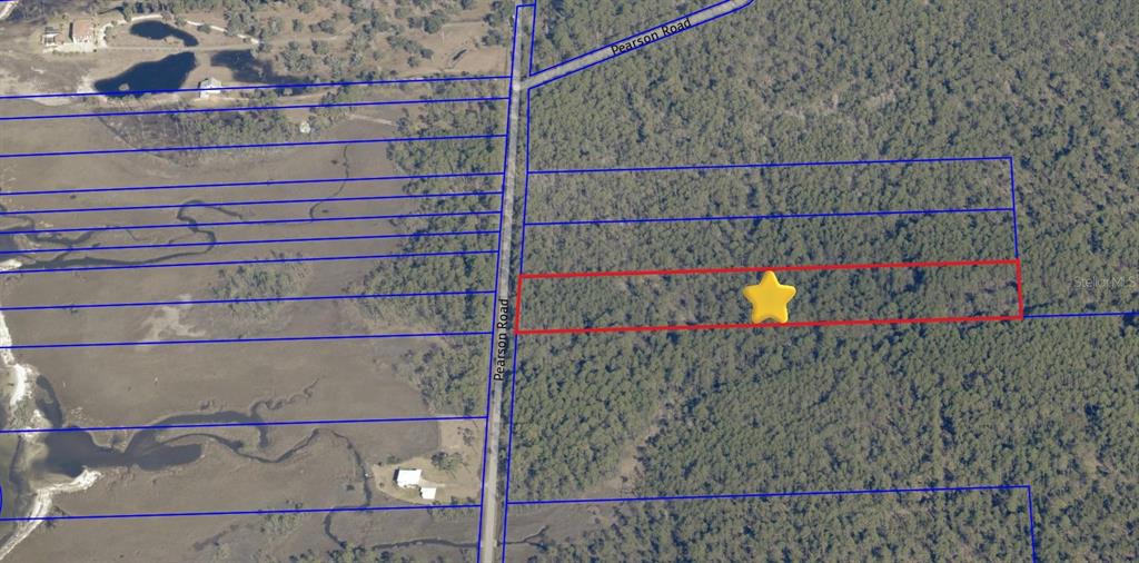 10600 Pearson Road Milton, FL 32583 - Photo 7 of 11 a view of a wooden fence