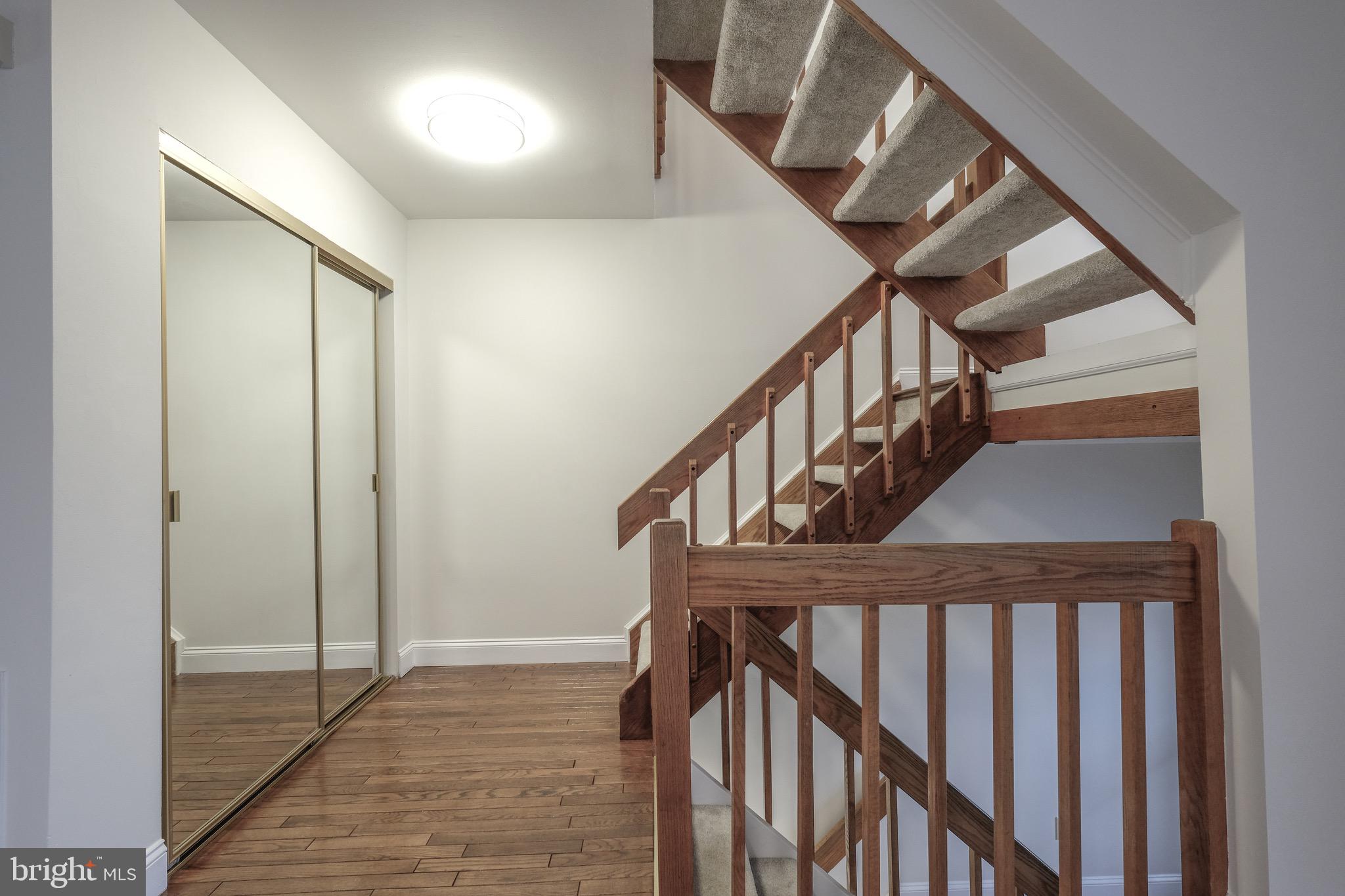 35 C Chicopee Drive Princeton, NJ 08540 - Photo 11 of 24 a view of entryway