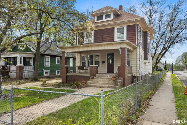 $94,999 | 2119 North Bigelow Street, Peoria, IL 61604