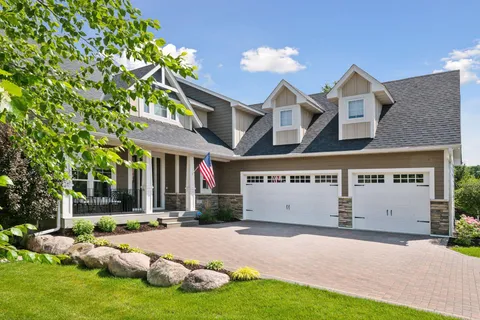 $1,590,000 | 155 Wooddale Avenue, Wayzata, MN 55391