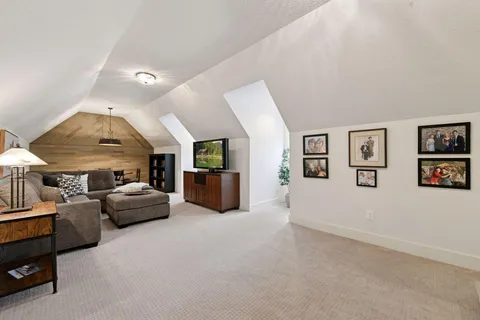 $1,590,000 | 155 Wooddale Avenue, Wayzata, MN 55391