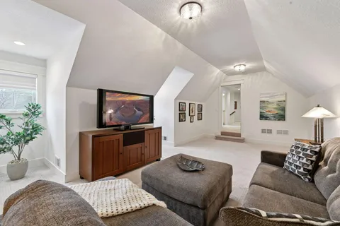 $1,590,000 | 155 Wooddale Avenue, Wayzata, MN 55391