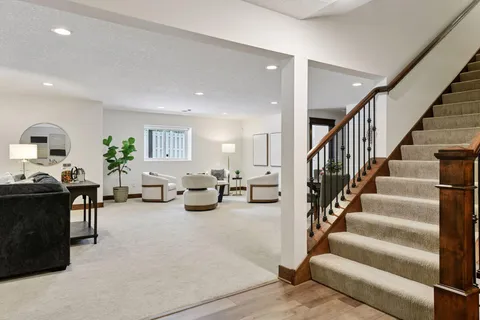 $1,590,000 | 155 Wooddale Avenue, Wayzata, MN 55391