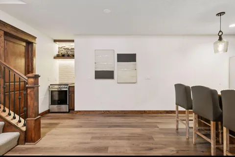 $1,590,000 | 155 Wooddale Avenue, Wayzata, MN 55391