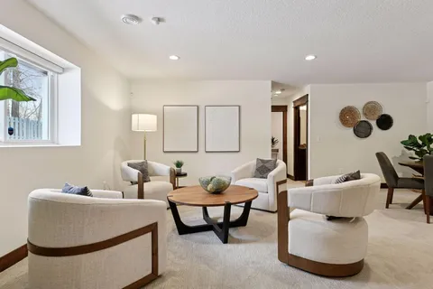 $1,590,000 | 155 Wooddale Avenue, Wayzata, MN 55391