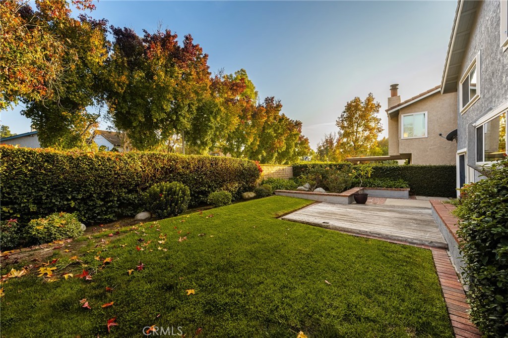 4 Abeto Irvine, CA 92620 - Photo 23 of 29 a view of back yard of the house
