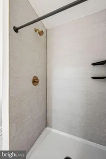 $849,900 | 71 East 2nd Street, Moorestown, NJ 08057