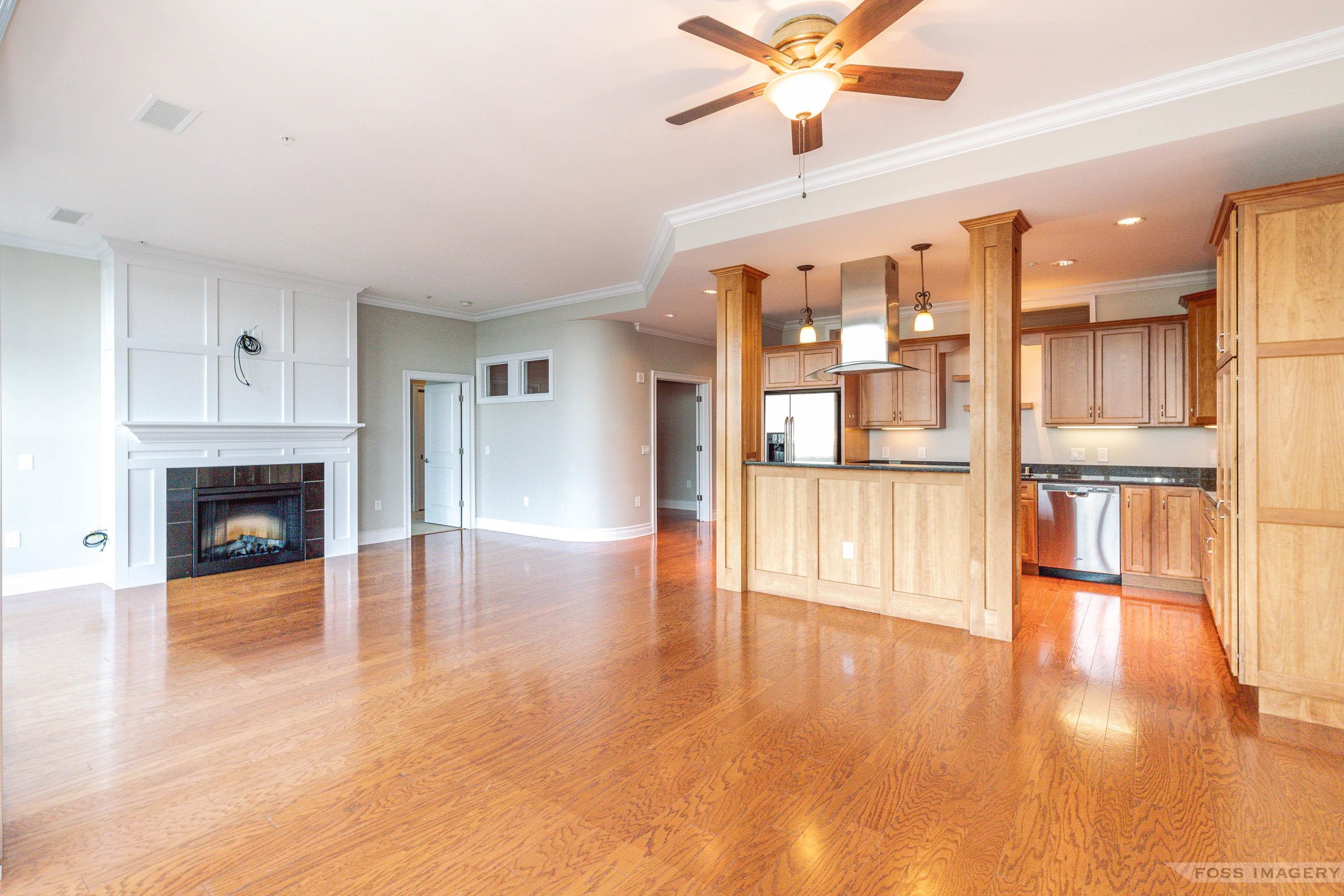 625 North Segoe Road, Unit 1107 Madison, WI 53705 - Photo 7 of 44