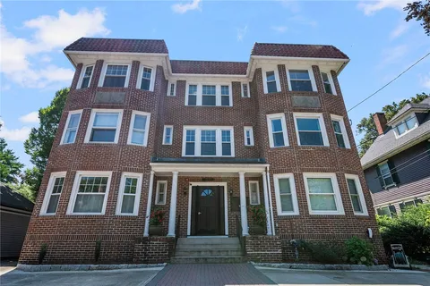 $475,000 | 127 Irving Avenue, Unit 5, Providence, RI 02906
