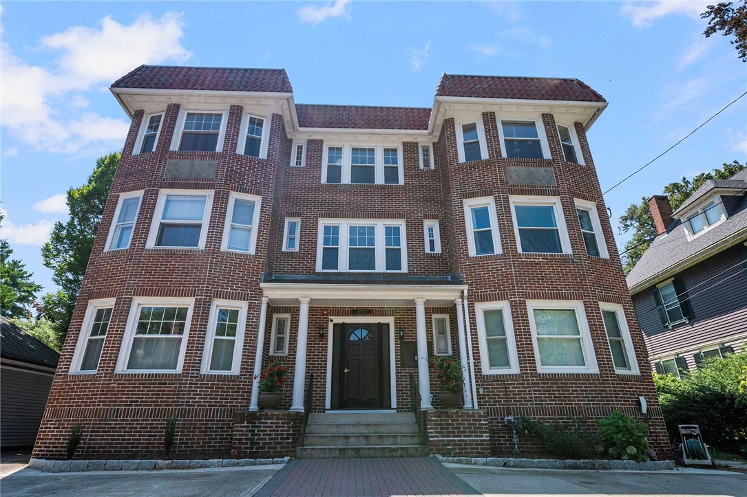 127 Irving Avenue, Unit 5 Providence, RI 02906 - Photo 1 of 1