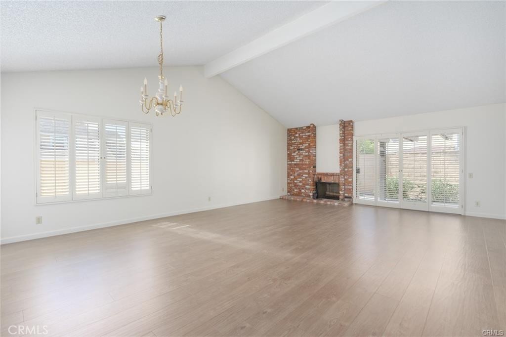 23 Columbus Irvine, CA 92620 - Photo 6 of 31 Huge living/dining room