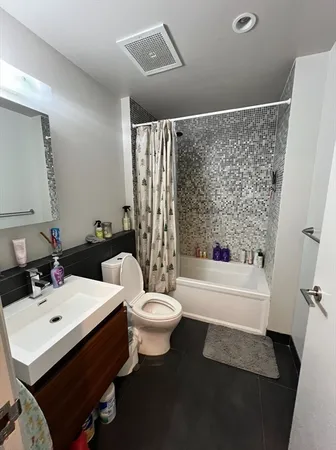 $3,700 | 691 Massachusetts Avenue, Unit 307, Boston, MA 02118