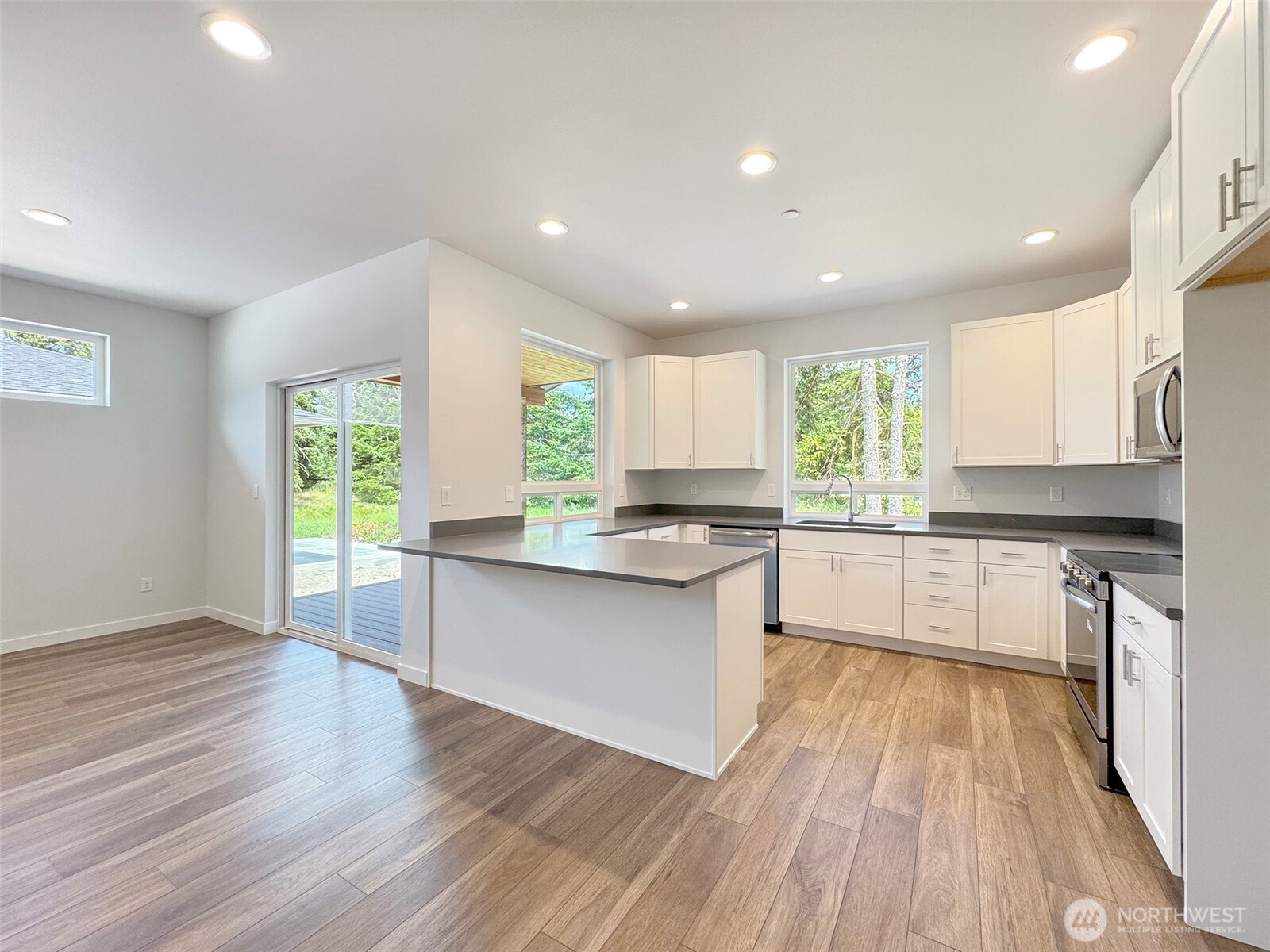 1415 Discovery Loop Port Port Angeles, WA 98363 - Photo 12 of 33