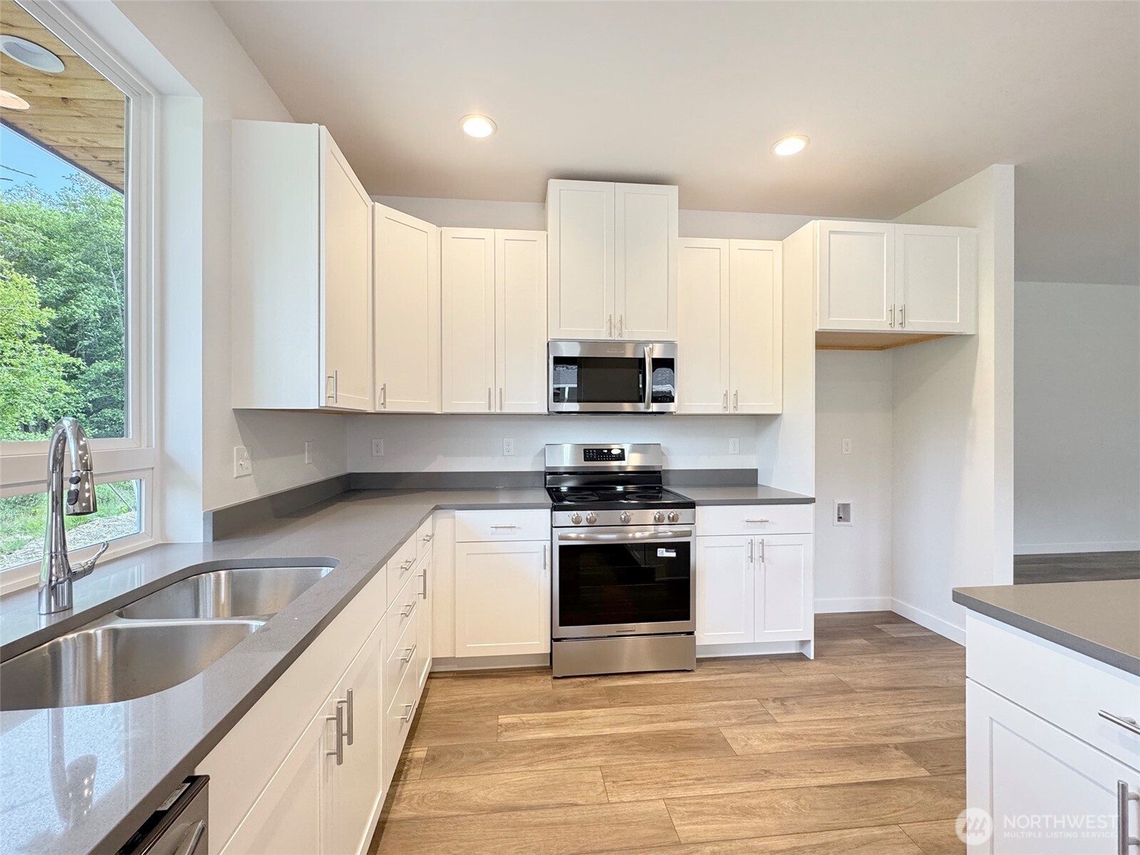 1415 Discovery Loop Port Port Angeles, WA 98363 - Photo 16 of 33