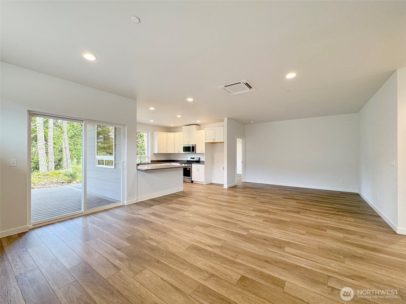 1415 Discovery Loop Port Port Angeles, WA 98363 - Photo 18 of 33