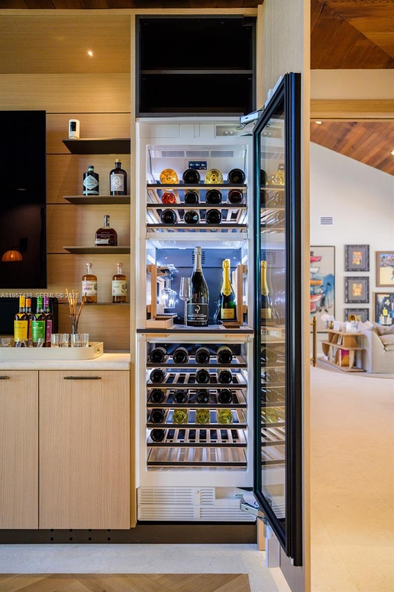 5902 Southwest 105th Street Pinecrest, FL 33156 - Photo 10 of 31