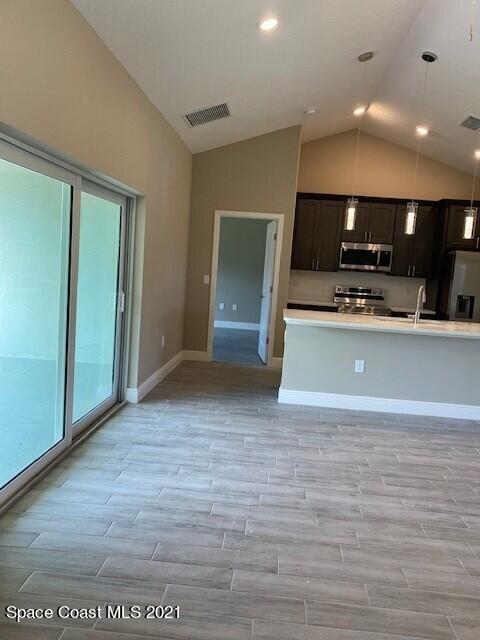Slider.Master bedroom entry