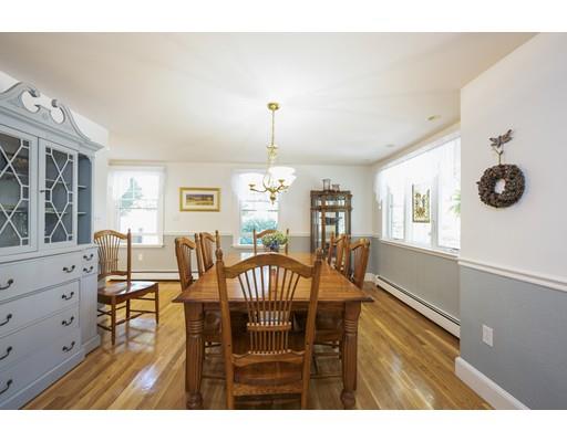 32 Bennett Road Marblehead, MA 01945 - Photo 5 of 24 a dining room with furniture and window